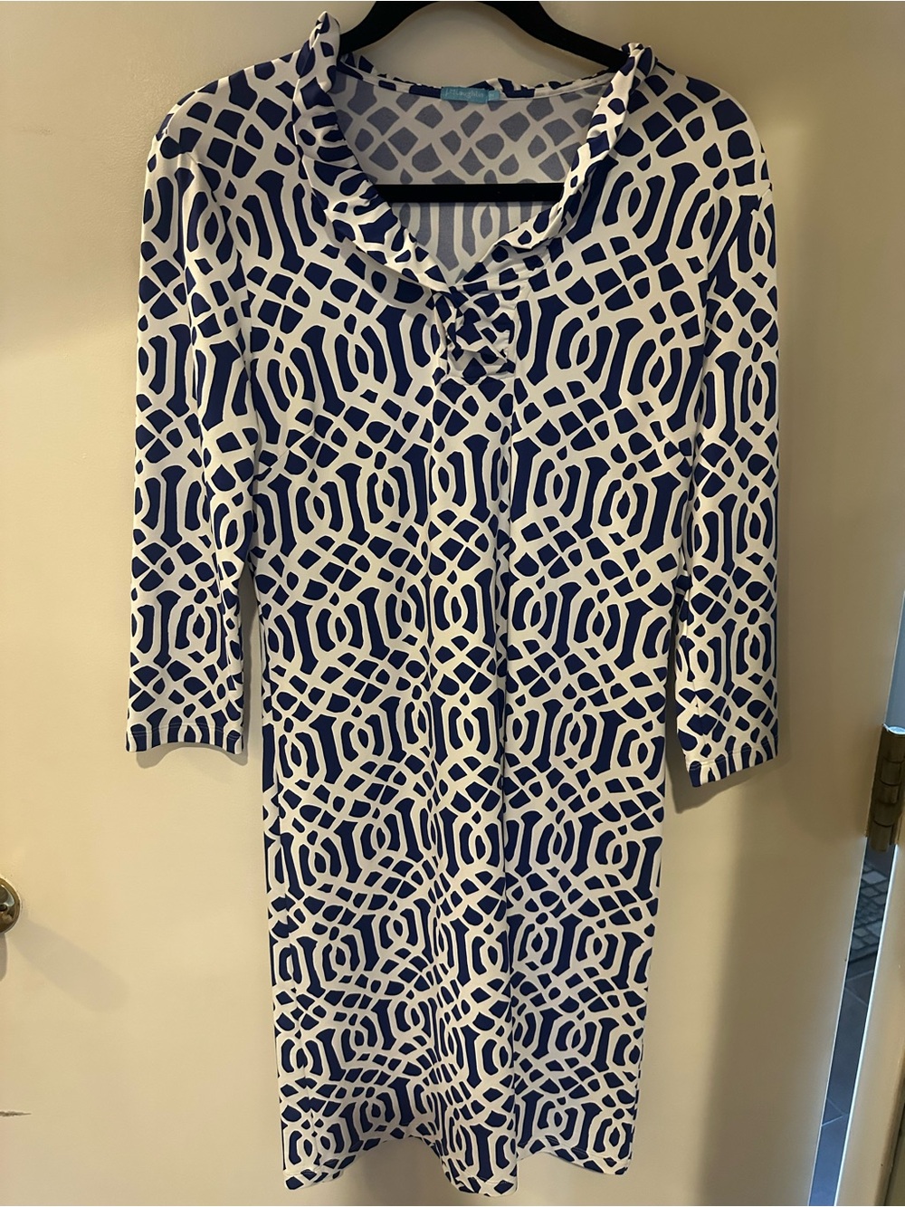 J.McLaughlin Catalina Cloth Blue White Geometric Print Dress Size M 3/4 Sleeve